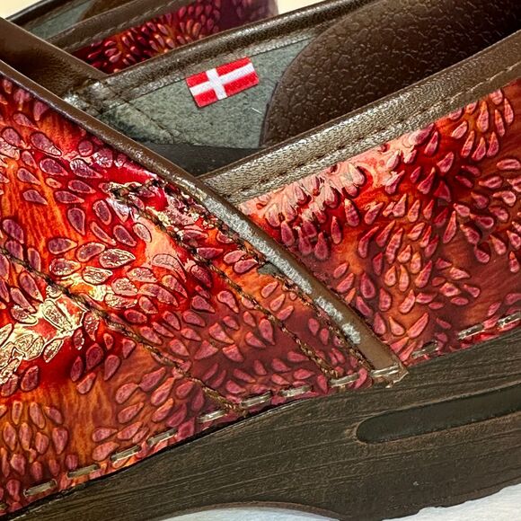 Sanita Sz 39 8 8.5 Clogs Red Metallic‎ Comfort Work Nurse - Picture 14 of 14